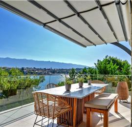 Spectacular 4 Bedroom Luxury Villa with Infinity Pool on Brac Island, sleeps 8